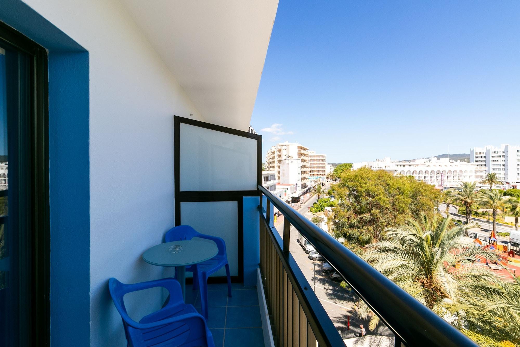 The Blue Apartments - Adults Only Sant Antoni de Portmany Exterior foto
